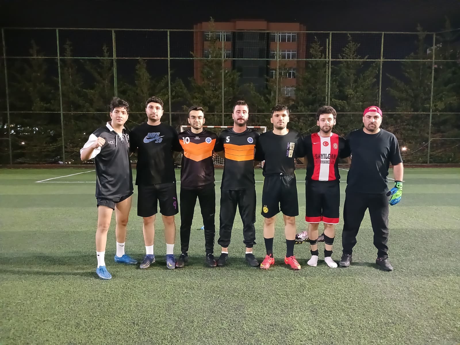 GRAND BAZAAR FC - LOS TURCOS